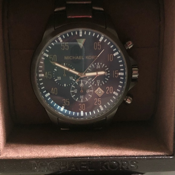 Michael Kors 24 HR Gage Chronograph Watch - Picture 3 of 6